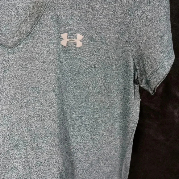 Under Armour Gray Short Sleeve Tee - Picture 4 of 4